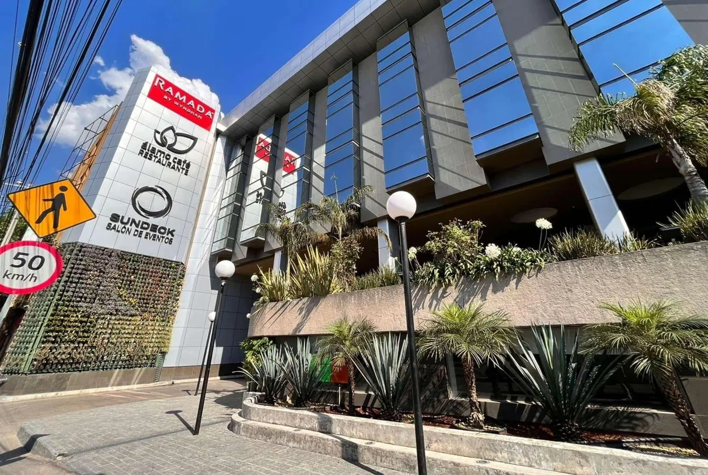 Ramada by Wyndham Mexico City Santa Fe SPORTS_AND_LEISURE