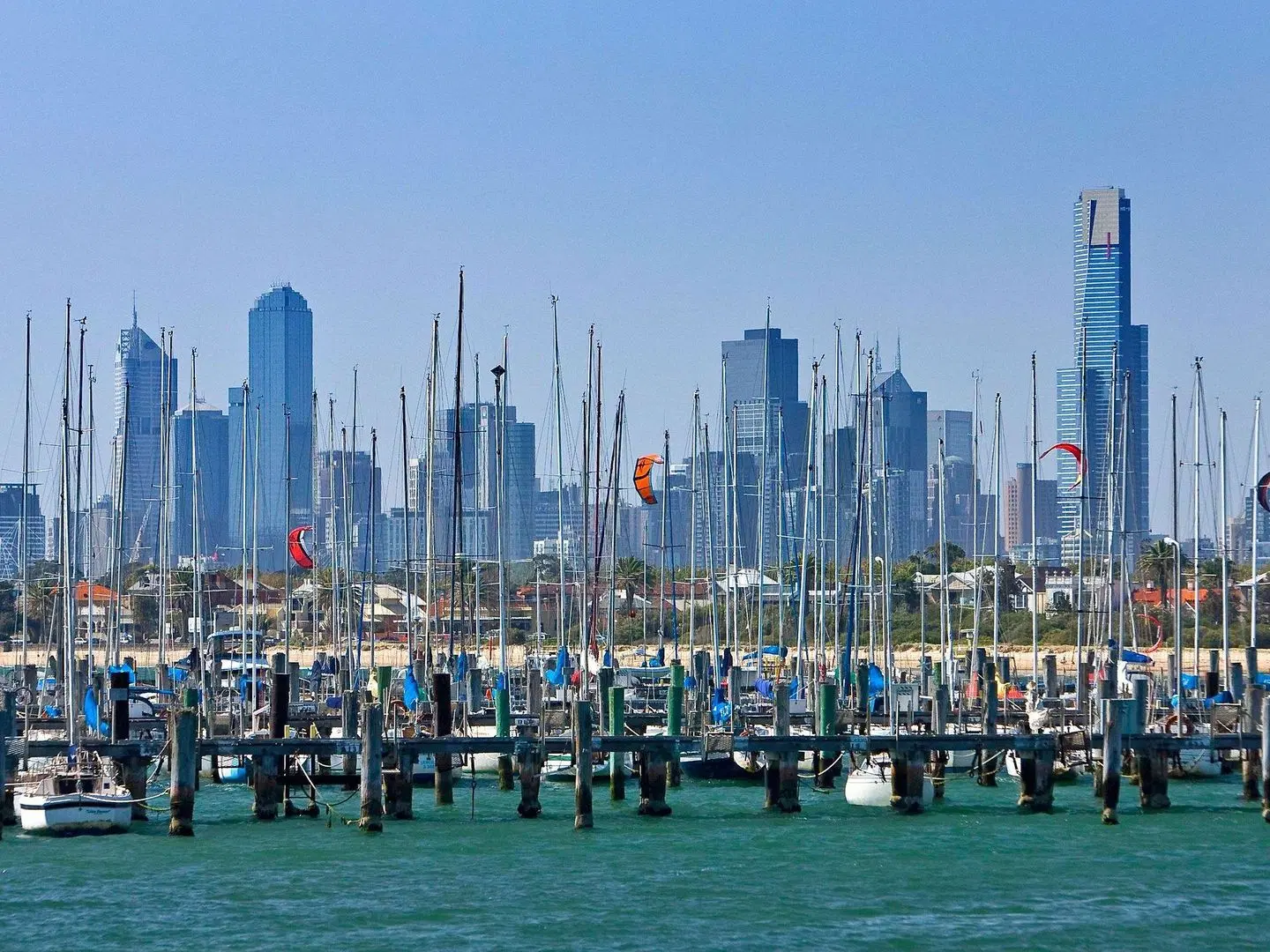 Mantra on Russell LANDSCAPE