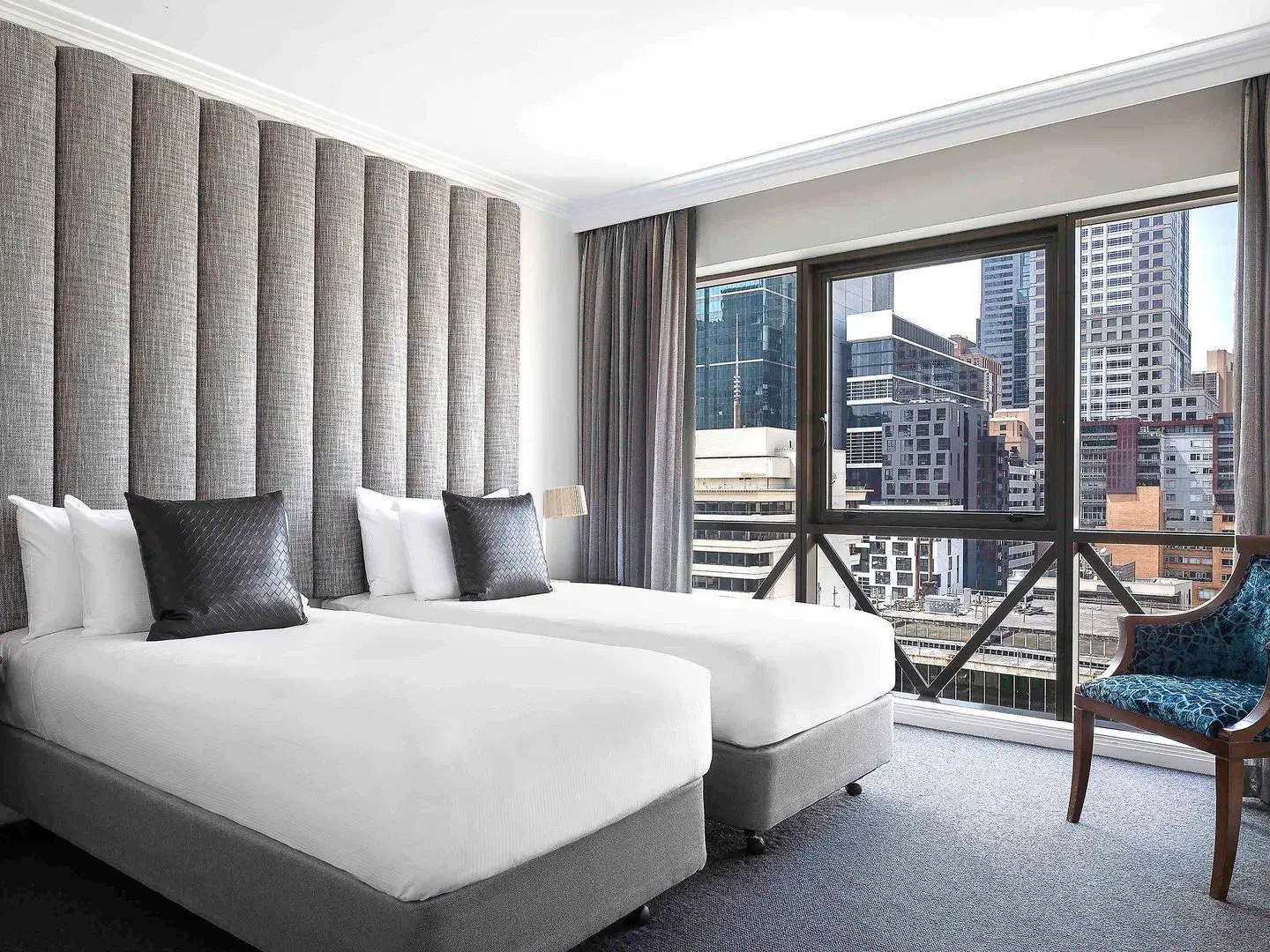 Mantra on Russell ROOM_EXAMPLE