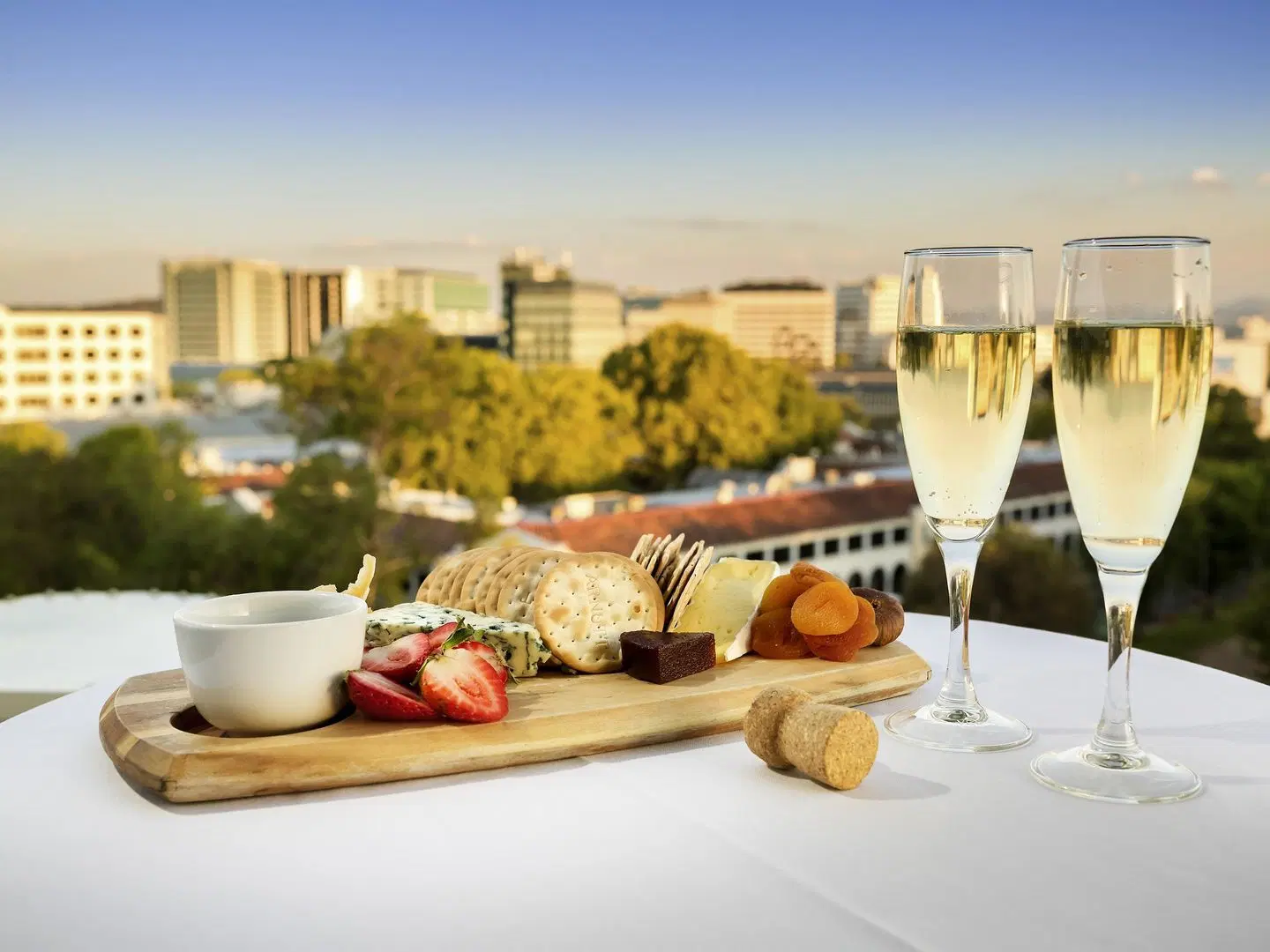 Novotel Canberra Hotel Terrasse