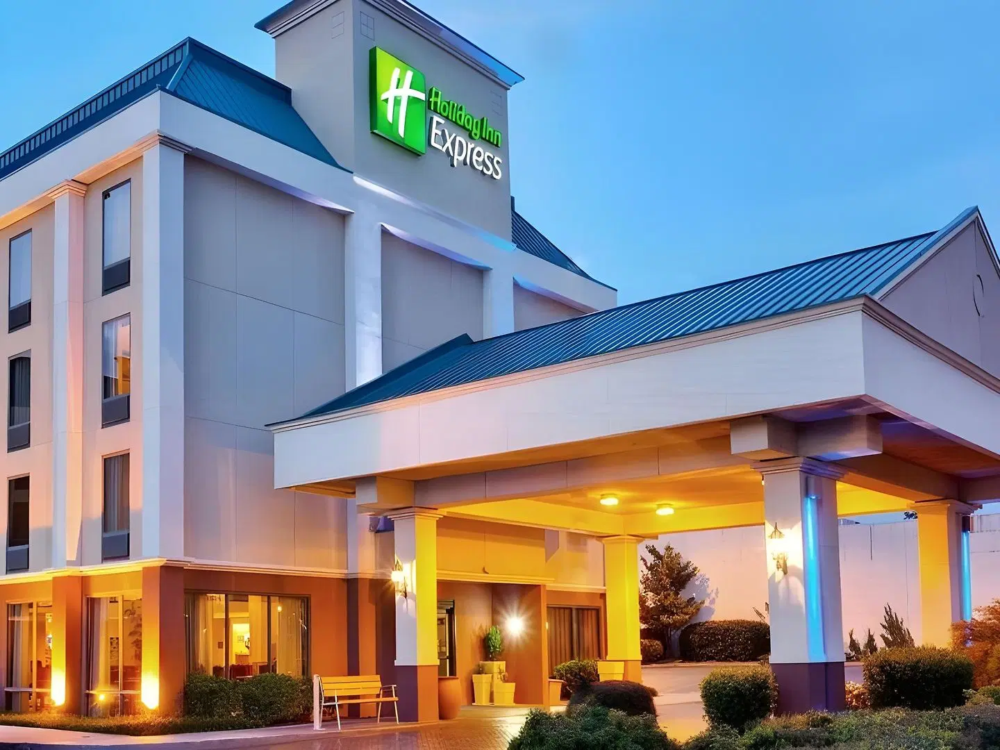 Holiday Inn Express Memphis Medical Center Midtown by IHG EXTERIOR