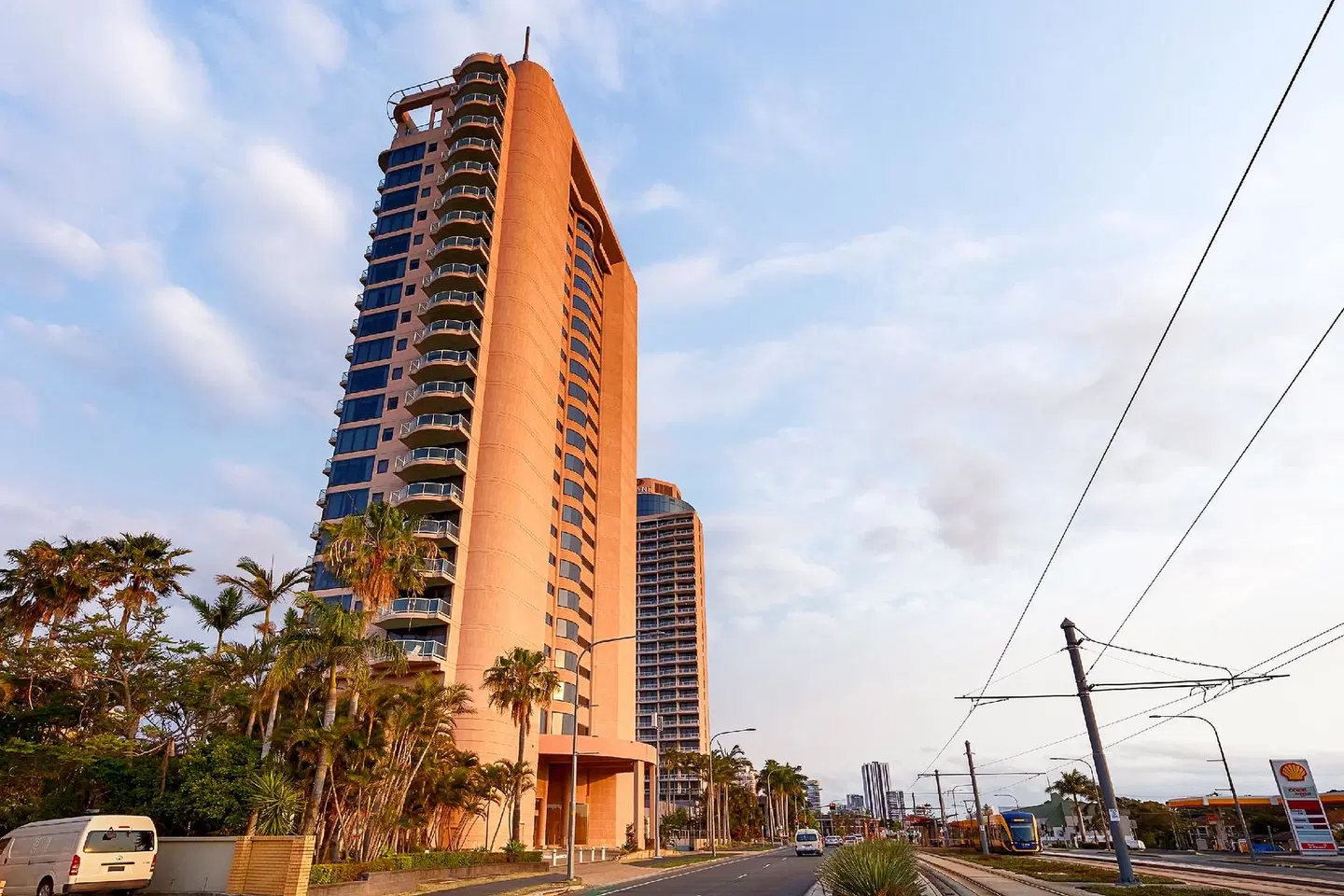 Oaks Gold Coast Hotel EXTERIOR