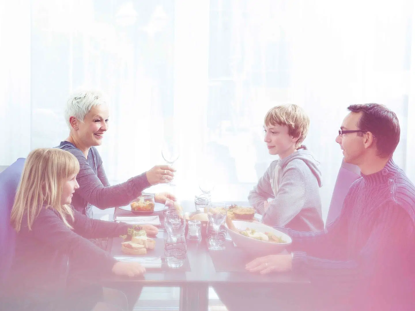 Pullman Paris Tour Eiffel PEOPLE