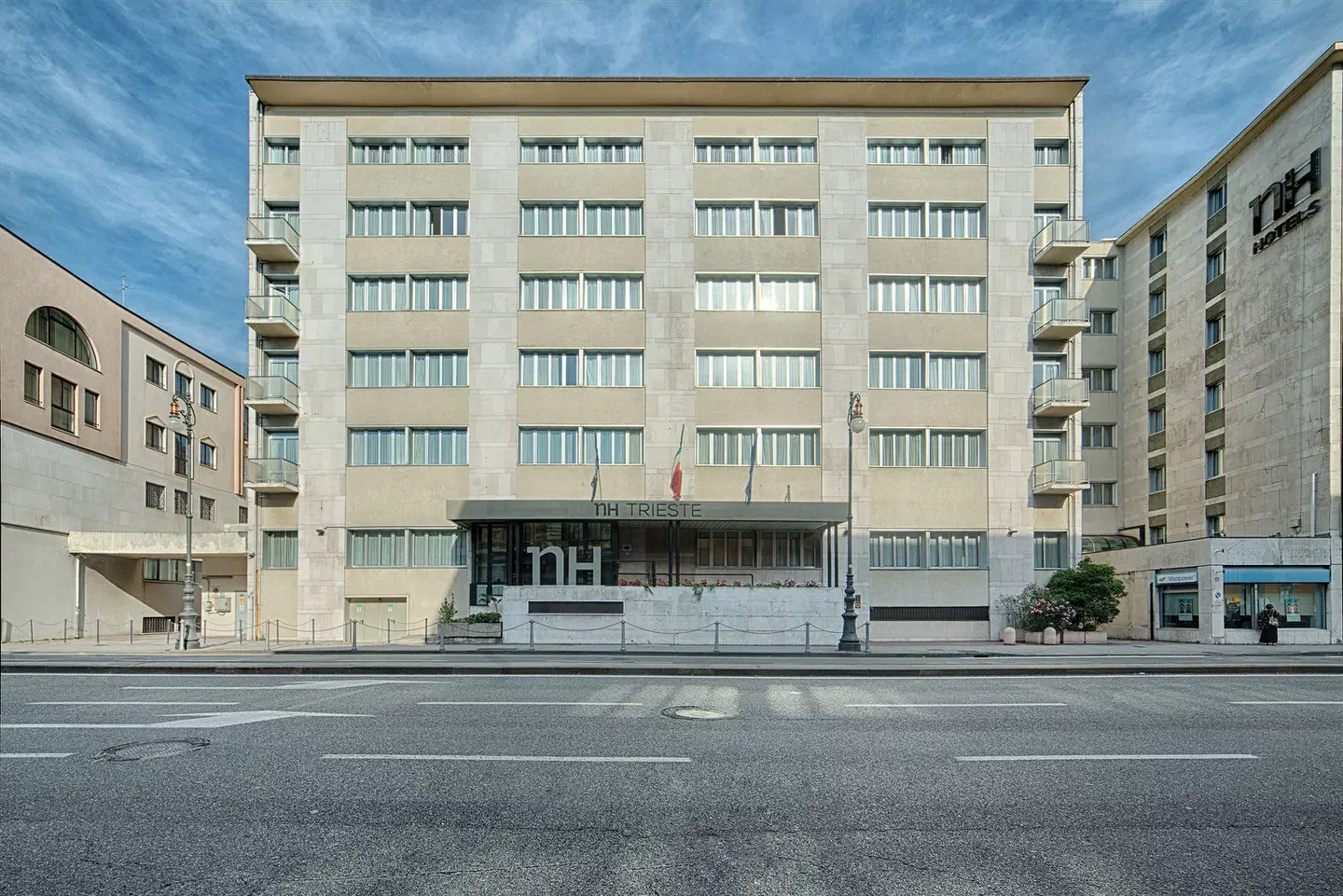 NH Trieste EXTERIOR