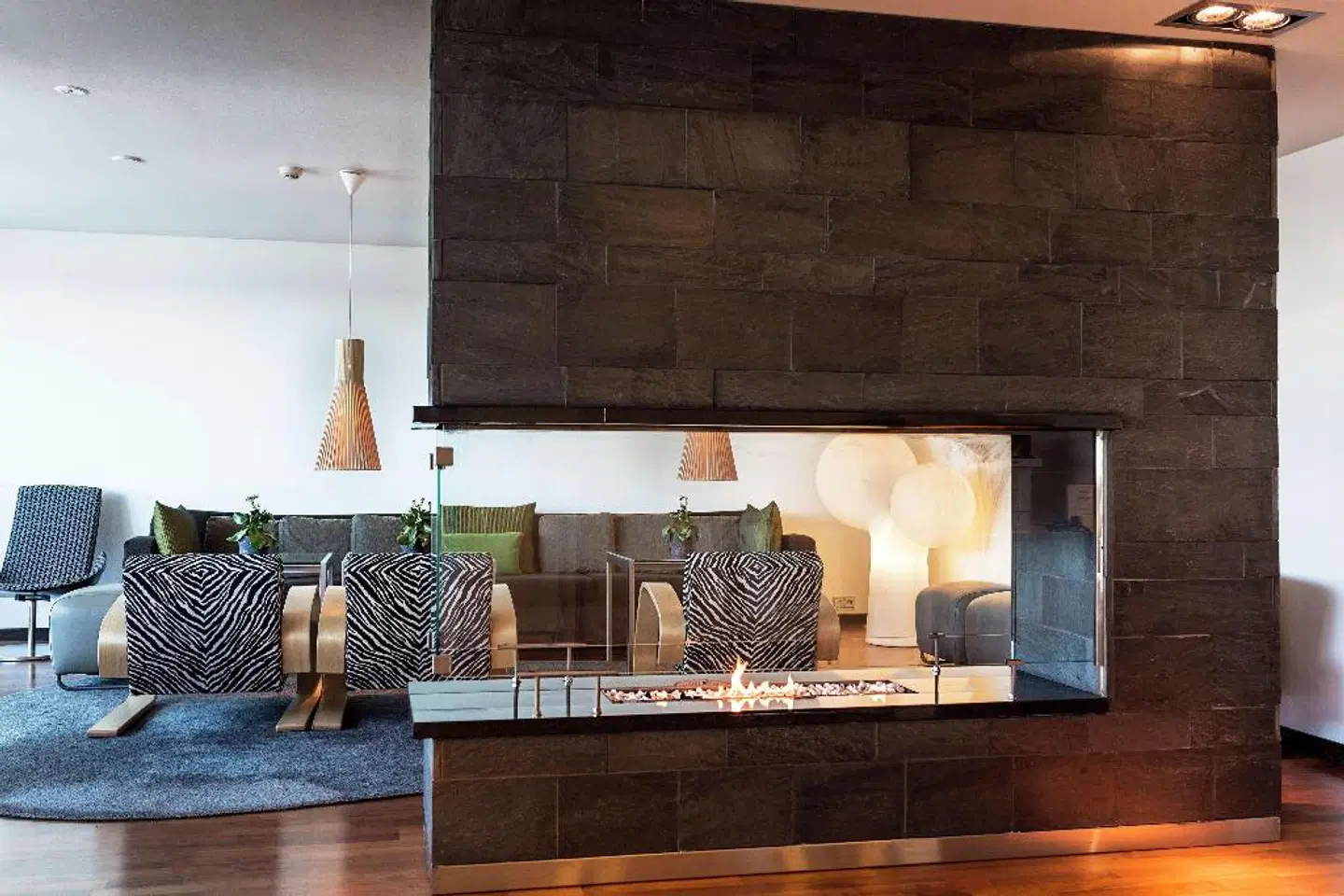 Hilton Helsinki Airport LOUNGE_LOBBY