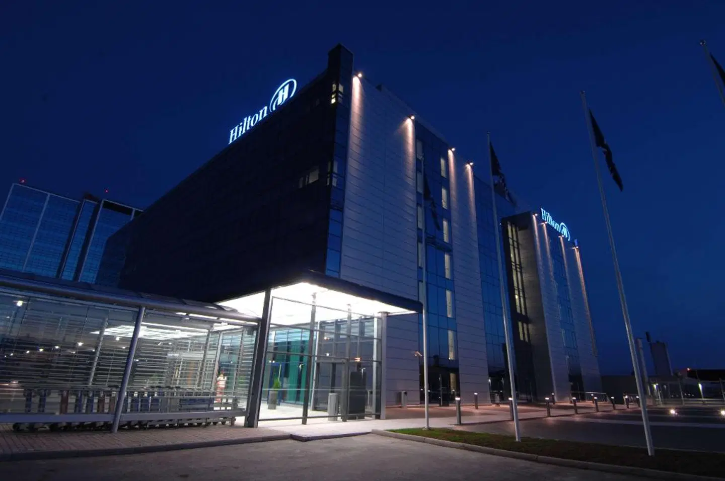 Hilton Helsinki Airport EXTERIOR