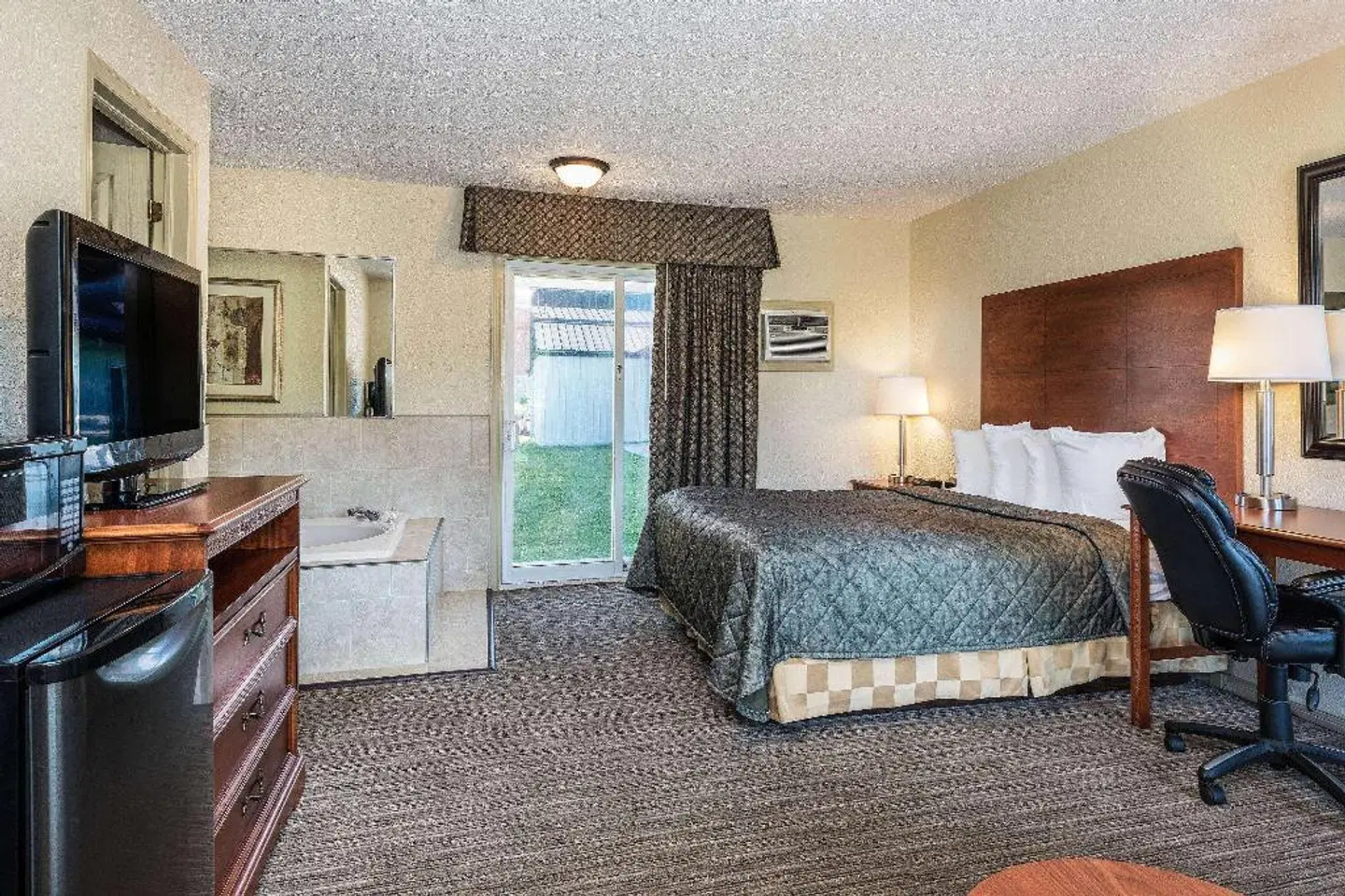 Travelodge Gananoque ROOM_EXAMPLE