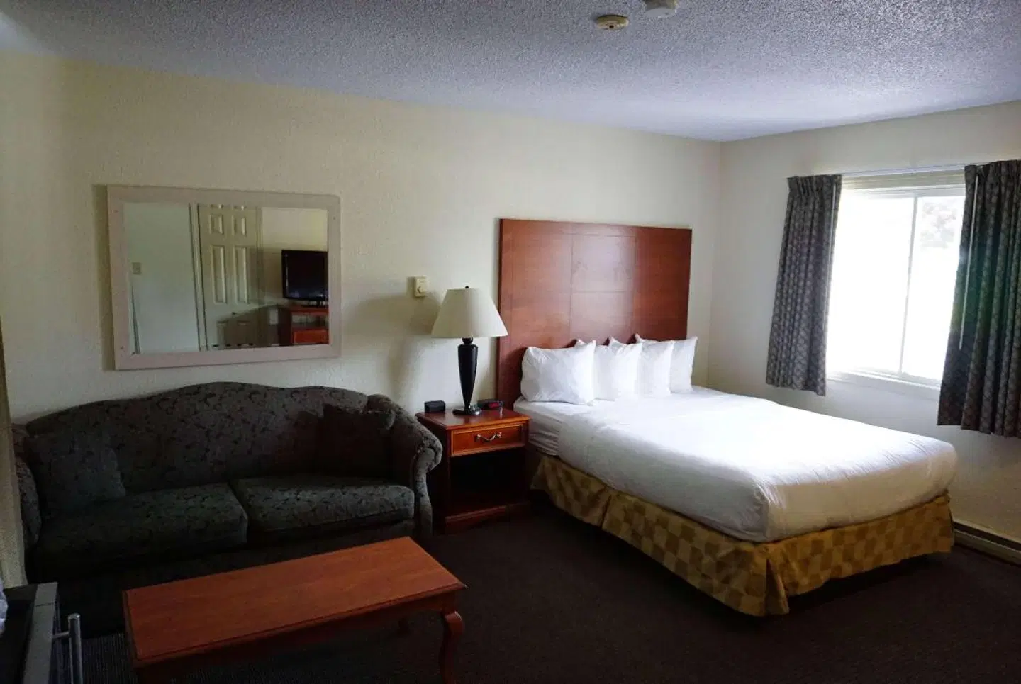 Travelodge Gananoque ROOM_EXAMPLE