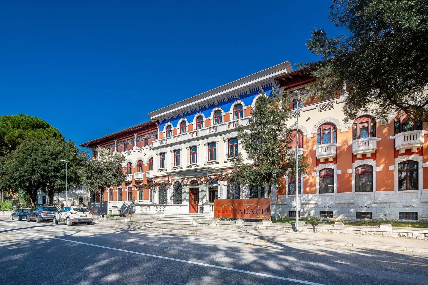 Europalace Hotel EXTERIOR