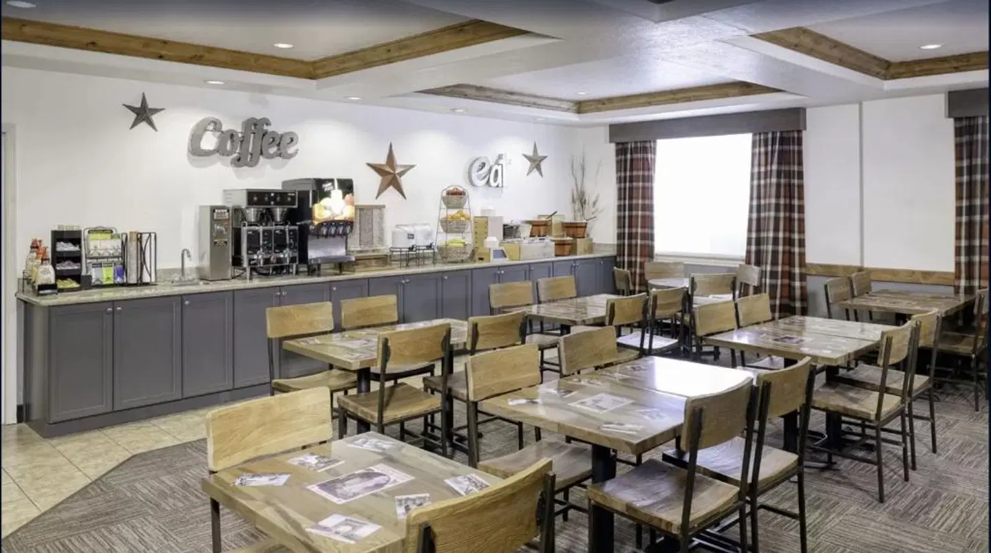 Yellowstone Park Hotel RESTAURANT