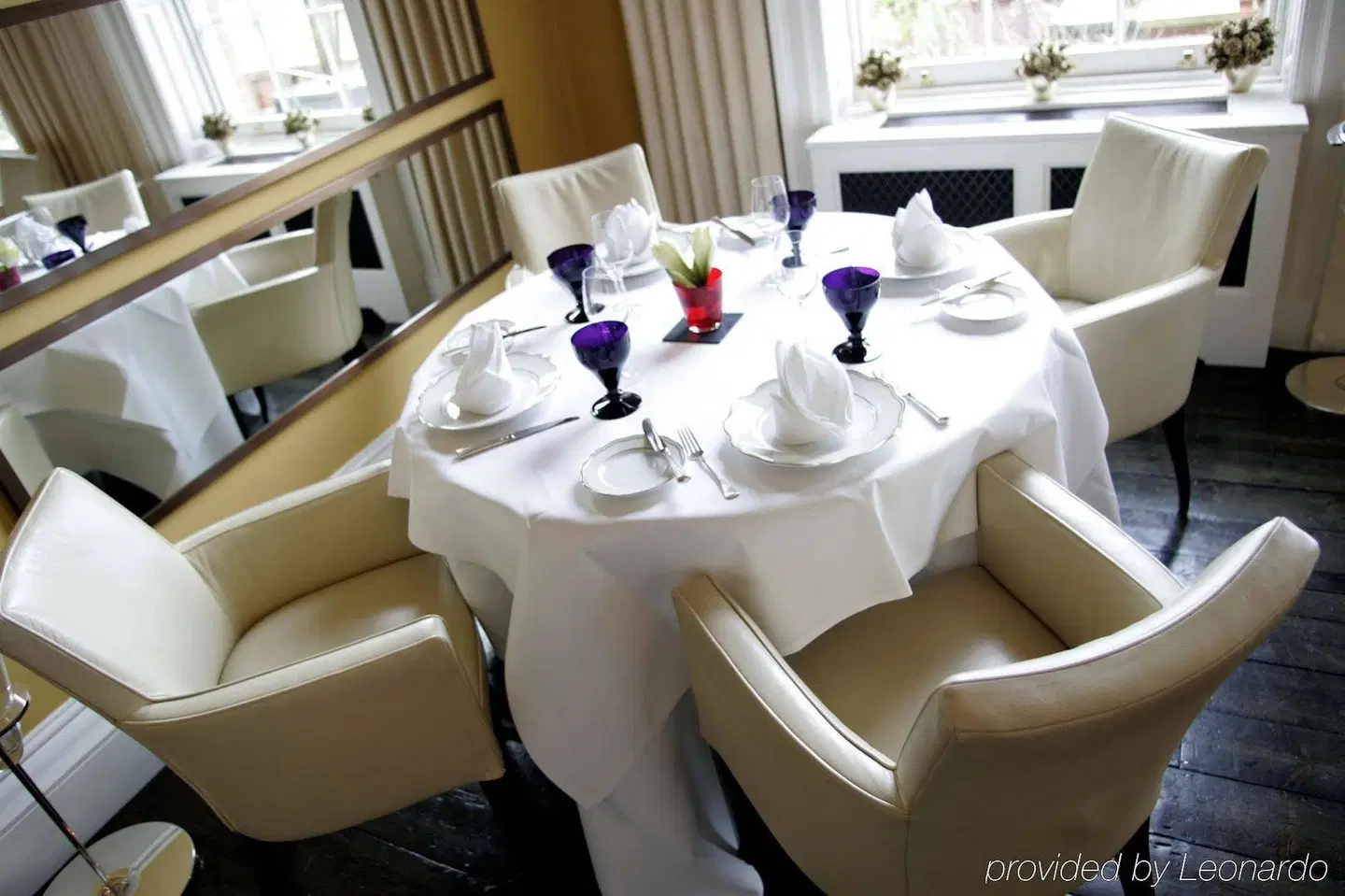 The Grove RESTAURANT