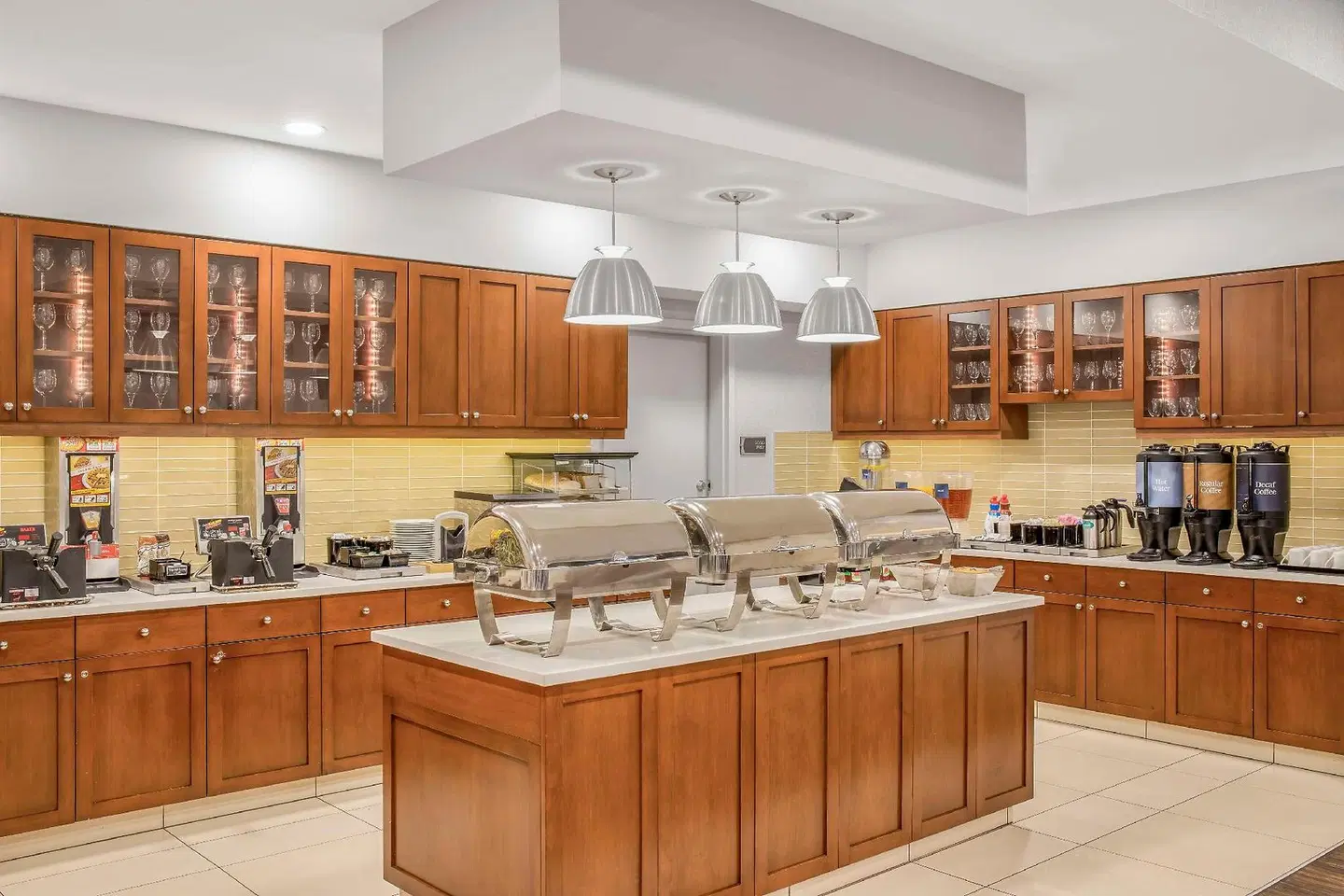 Homewood Suites by Hilton Winnipeg Airport - Polo Park Restaurant