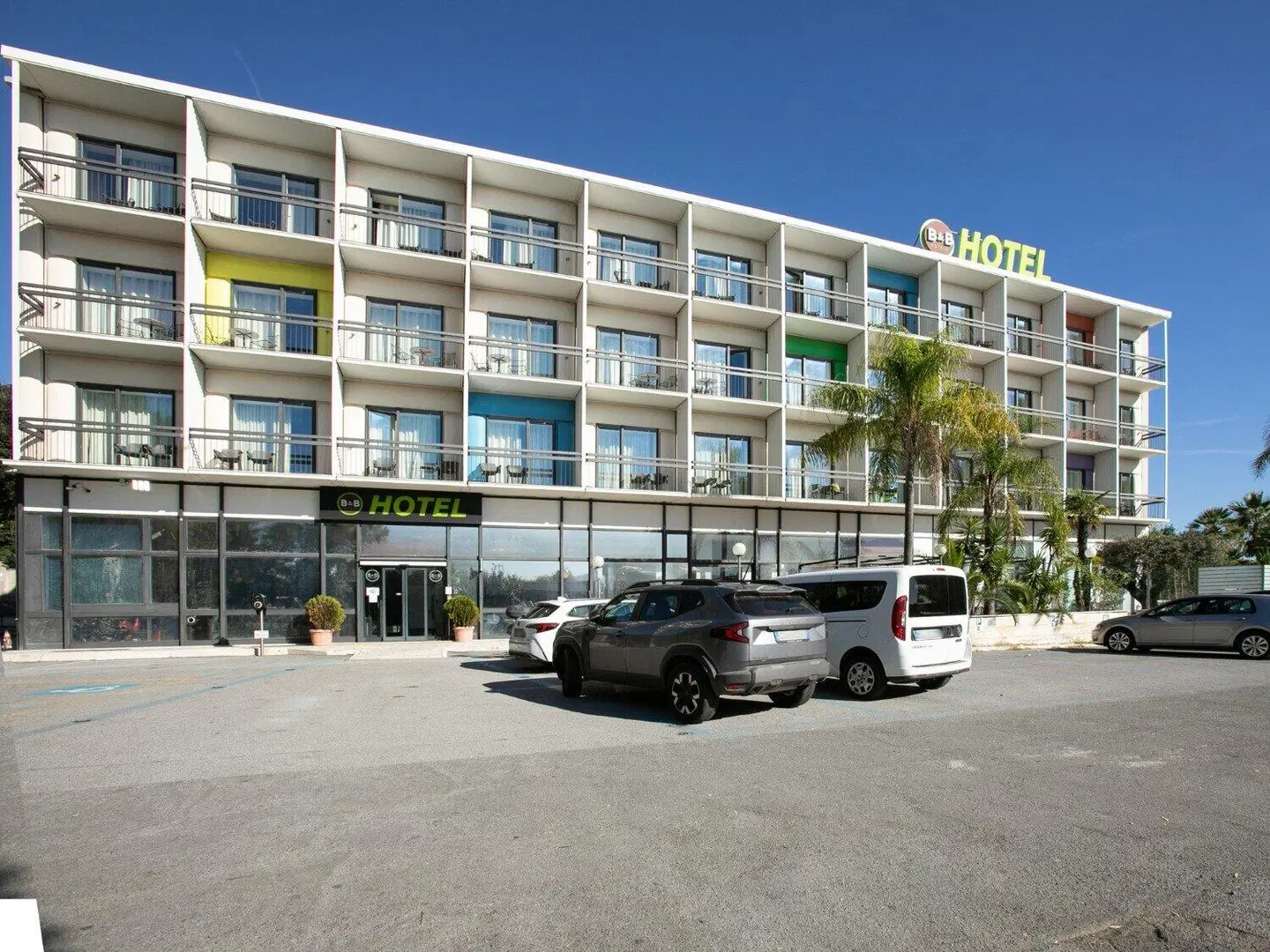 B&B Hotel Savona EXTERIOR