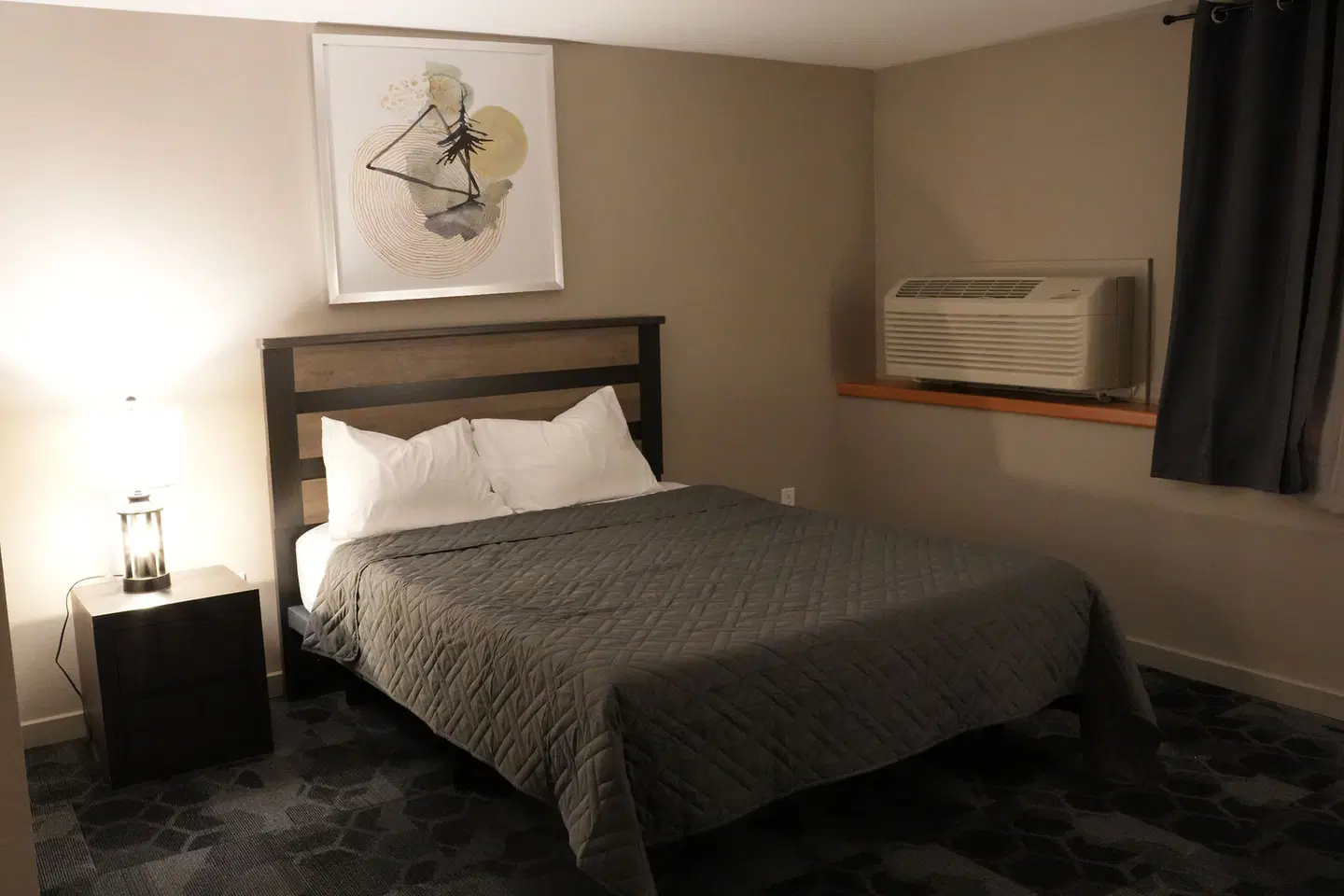 Height of Land Hotel ROOM_EXAMPLE