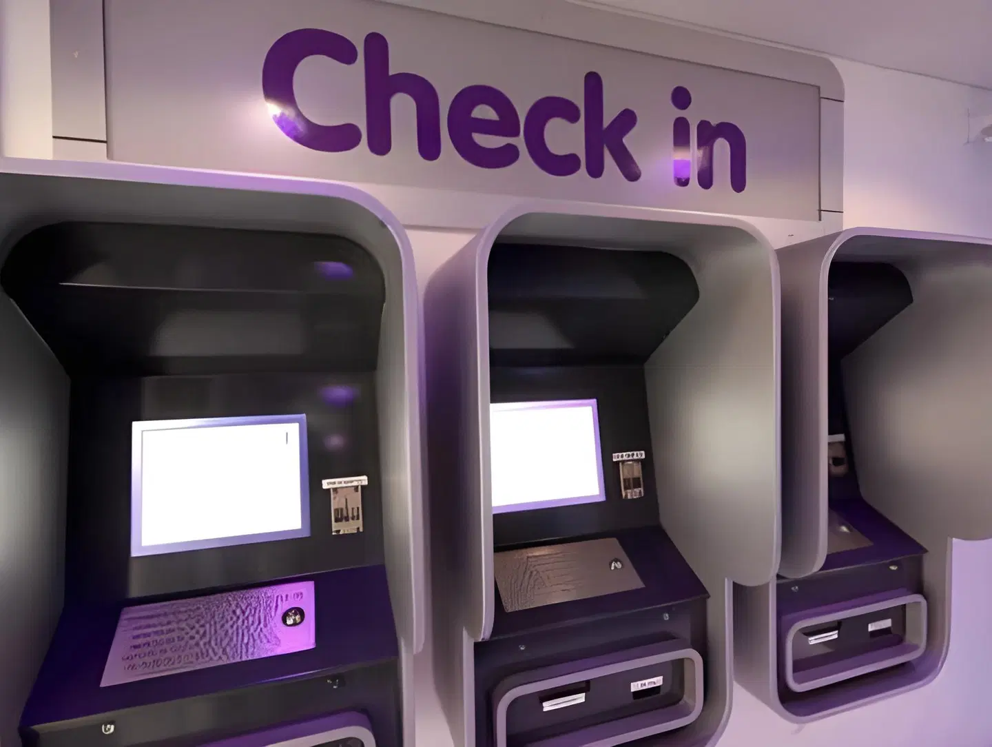 YOTELAIR Amsterdam Schiphol Transit Hotel ROOM_EXAMPLE