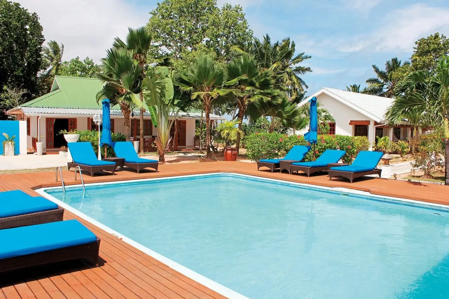 Villas de Mer Hotel OUTDOOR_POOL