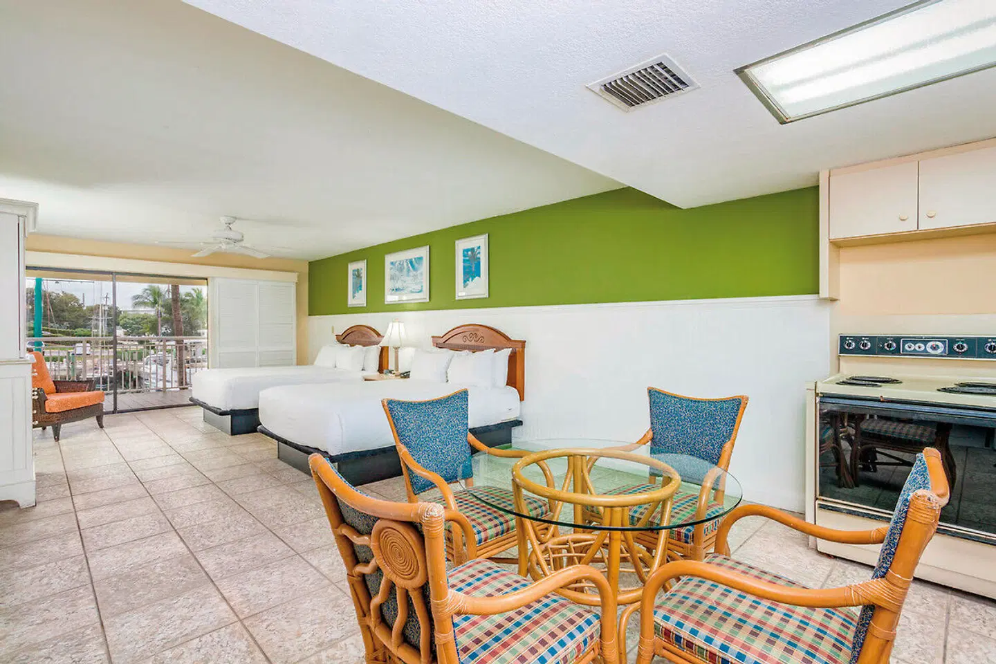 Marina del Mar Resort Key Largo TERRACE