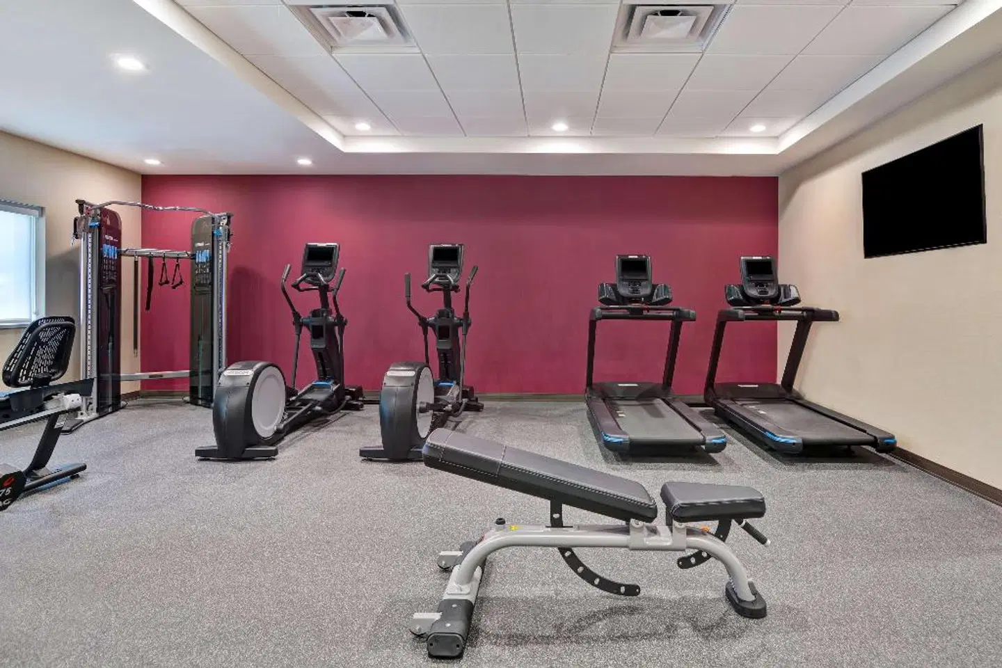 Home2 Suites by Hilton Sarasota I-75 Bee Ridge SPORTS_AND_LEISURE