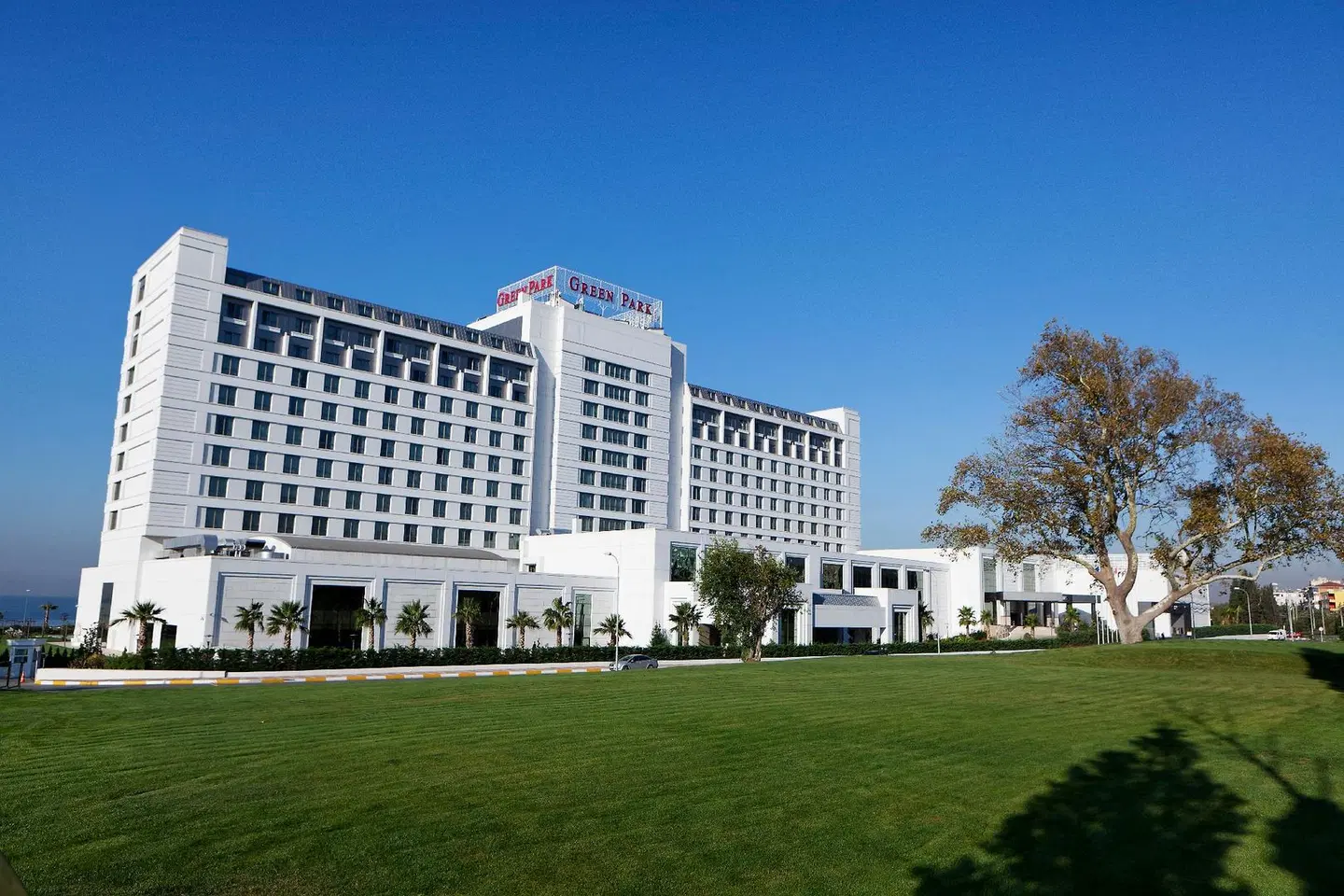 The Green Park Pendik Hotel & Convention Center EXTERIOR