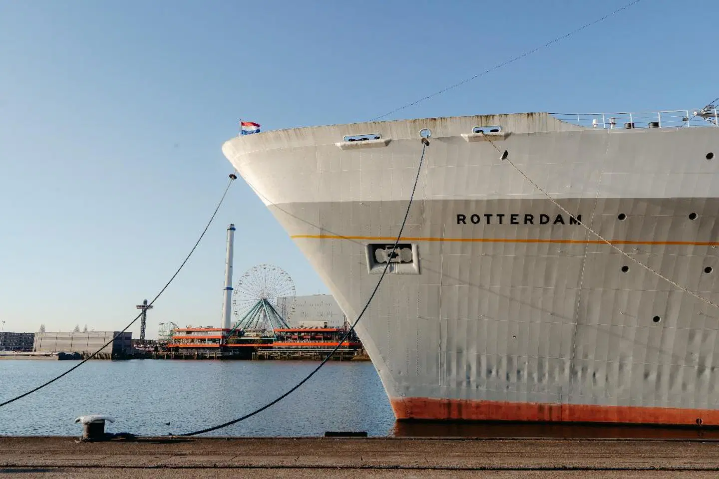 SS Rotterdam by Westcord Hotels Strand