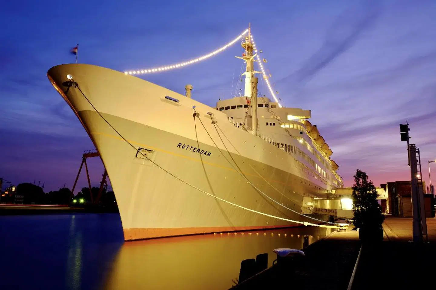 SS Rotterdam by Westcord Hotels EXTERIOR