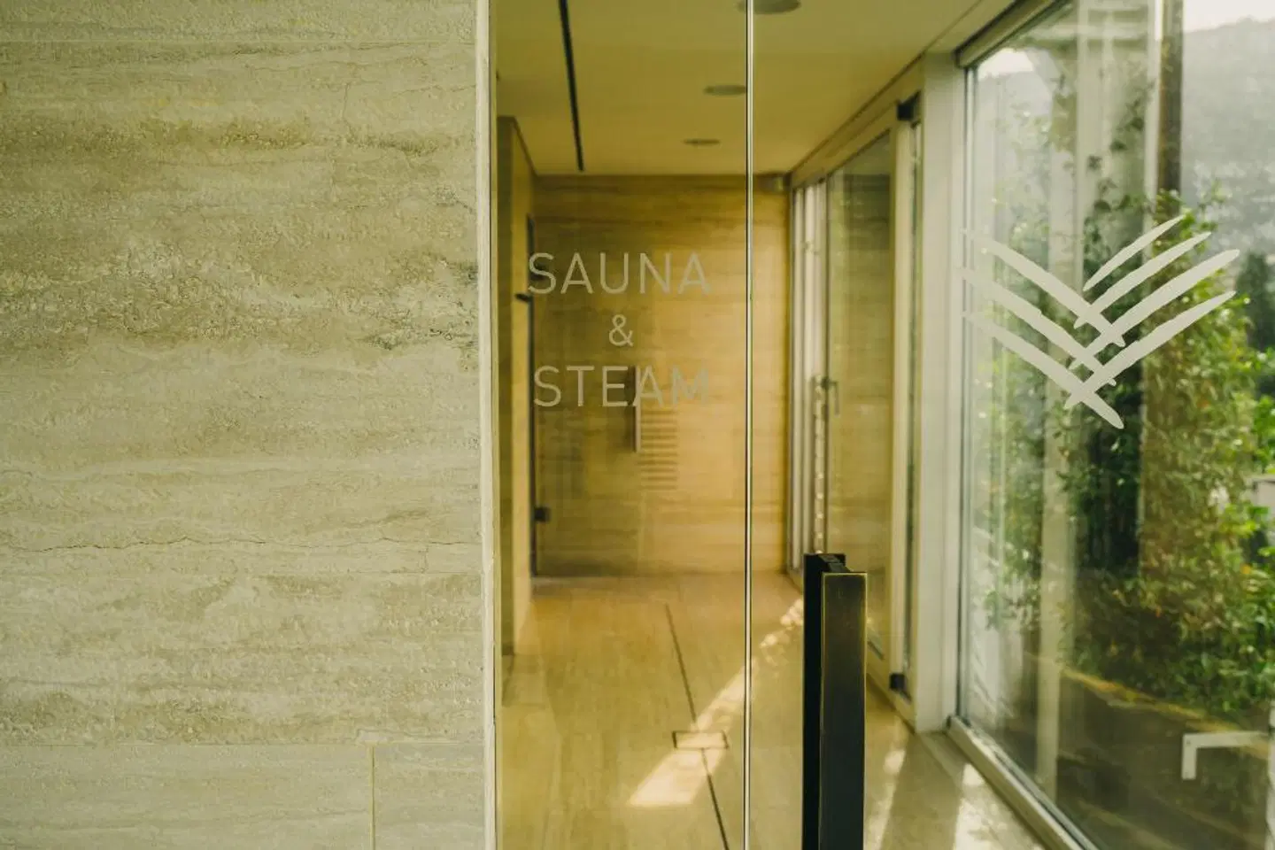 Hotel La Palma BATHROOM