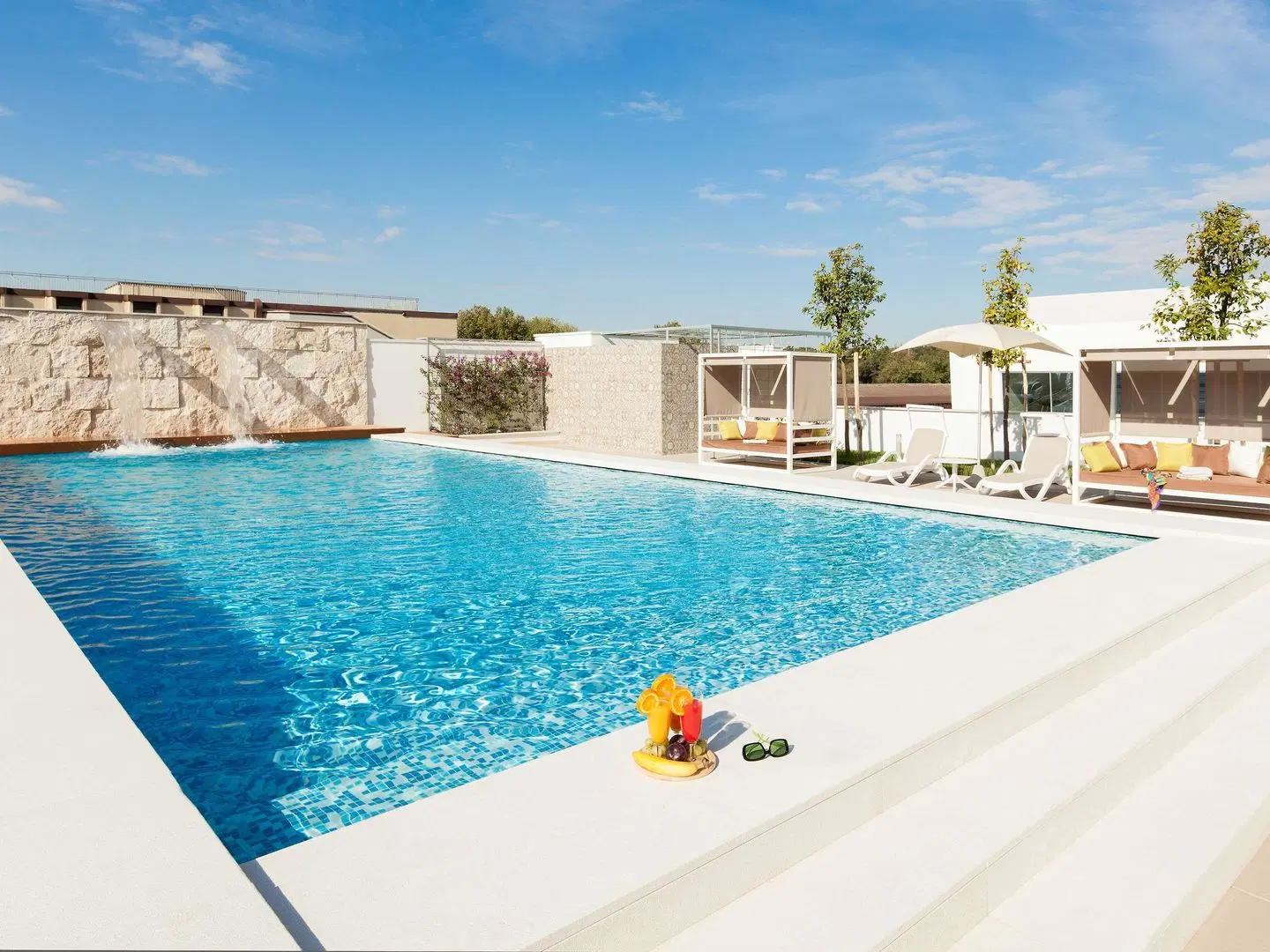 Aparthotel Adagio Rome Vatican OUTDOOR_POOL