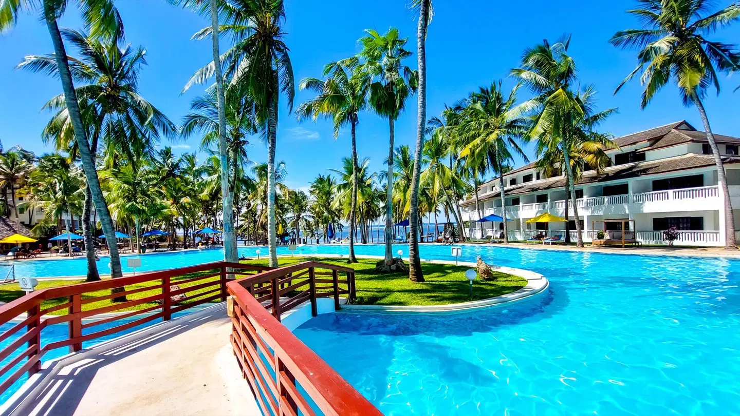 PrideInn Flamingo Beach Resort & SPA OUTDOOR_POOL