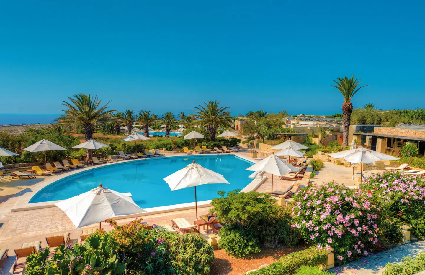 Hotel Ta' Cenc OUTDOOR_POOL