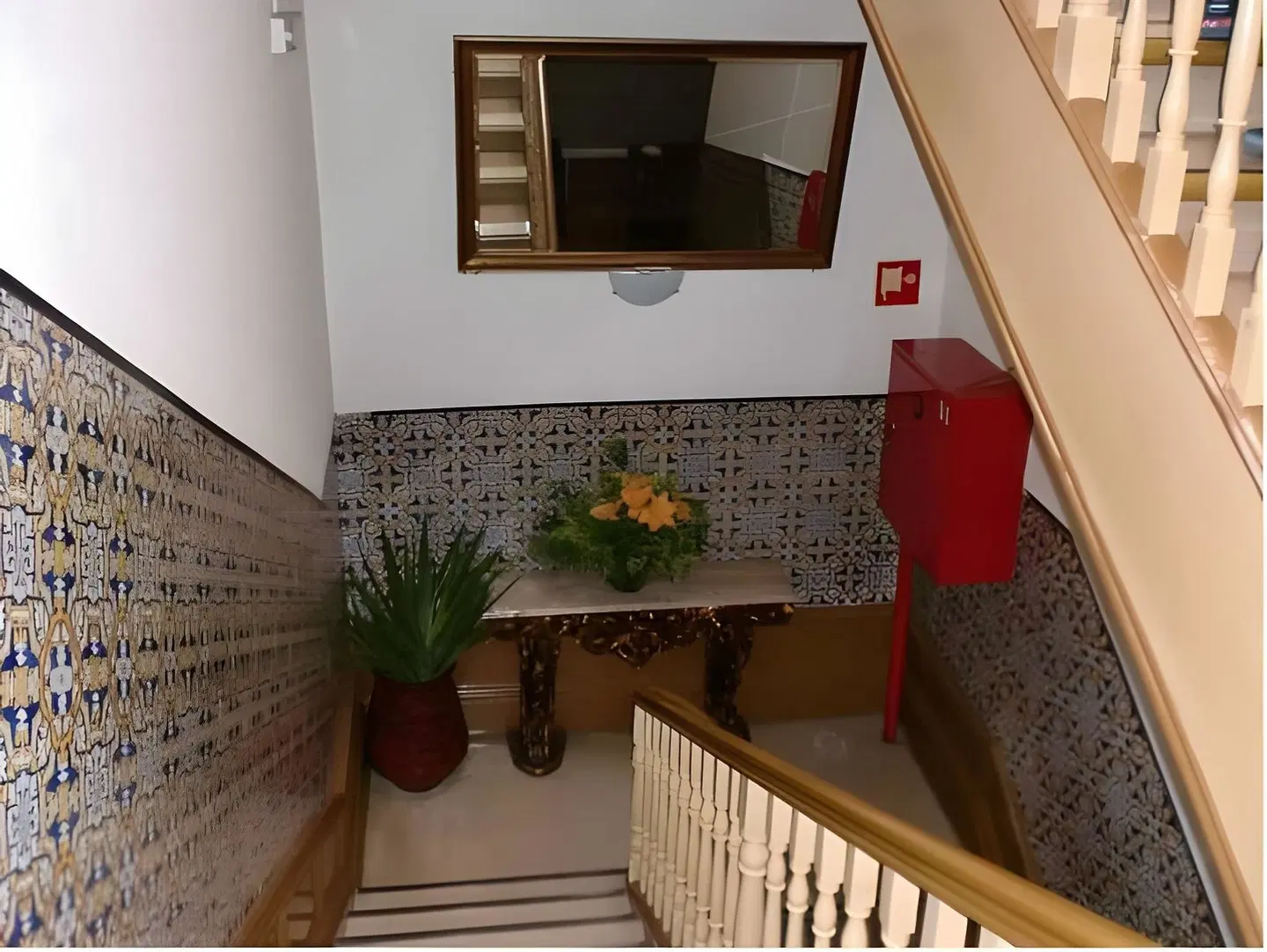 D. Duarte I ROOM_EXAMPLE