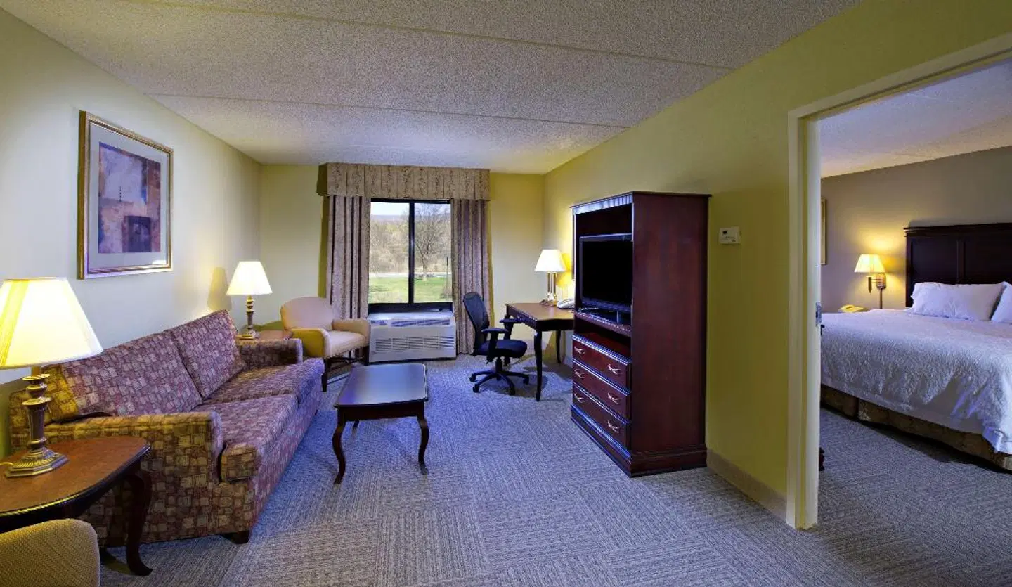Hampton Inn Bennington ROOM_EXAMPLE