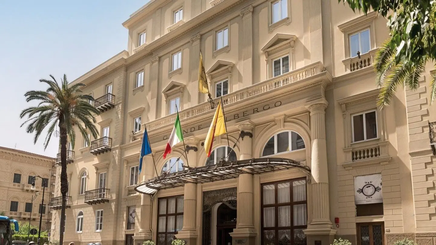 Grand Hotel et Des Palmes EXTERIOR