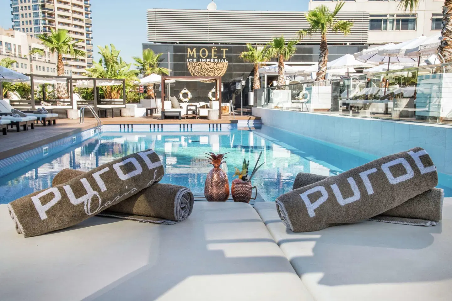 Hilton Diagonal Mar Barcelona OUTDOOR_POOL