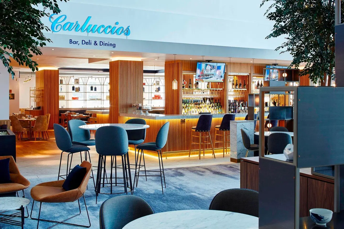 London Heathrow Marriott Hotel Bar