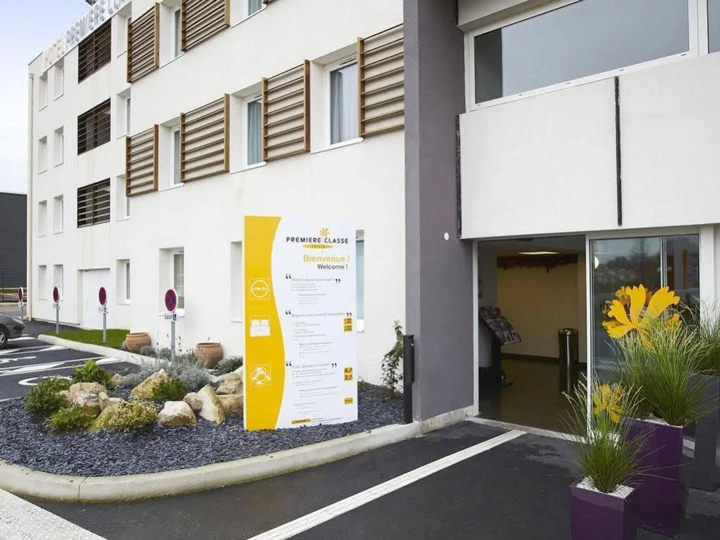 B&B Hotel Paris Nord Gonesse Parc des Expos EXTERIOR