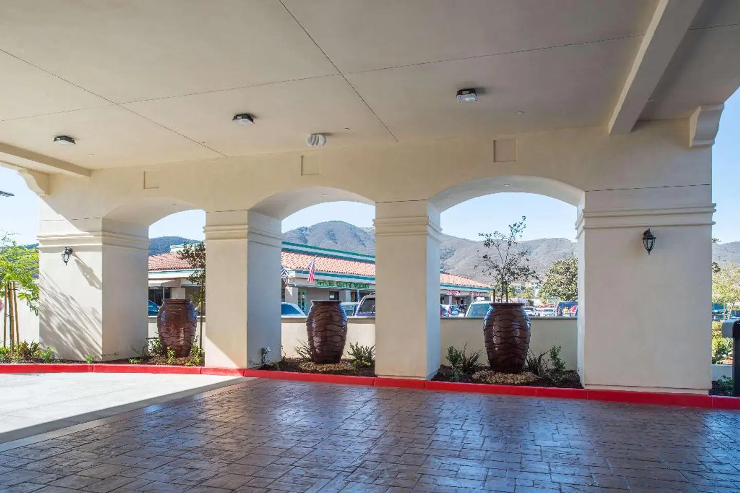 Best Western Plus Temecula Wine Country Hotel & Suites LOUNGE_LOBBY