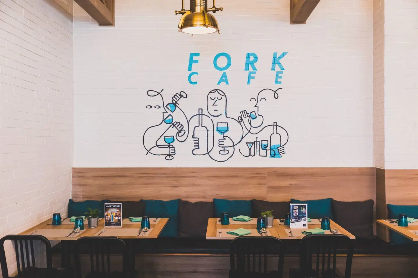 Cross Vibe Bangkok Sukhumvit Restaurant