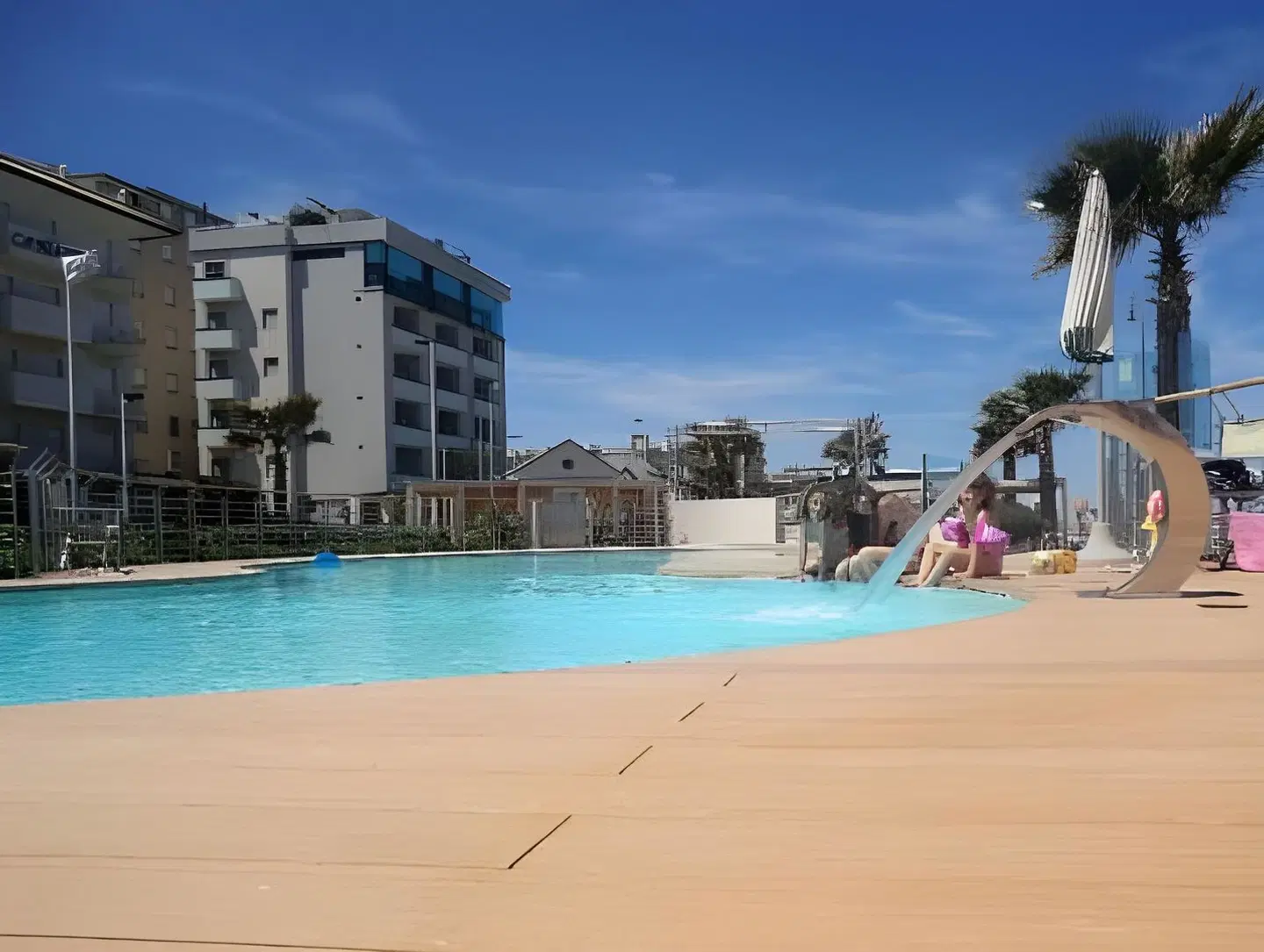 Hotel Commodore OUTDOOR_POOL