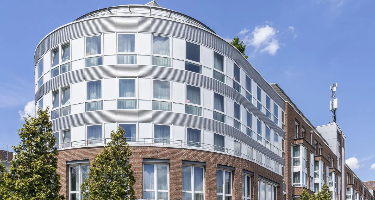 PLAZA Premium Köln EXTERIOR