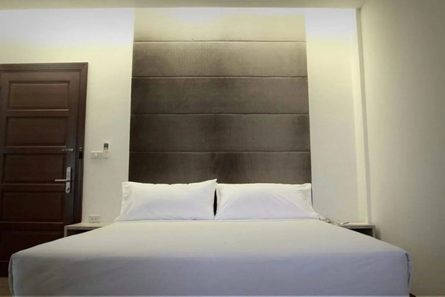 Calypzo Ratchada 20 ROOM_EXAMPLE