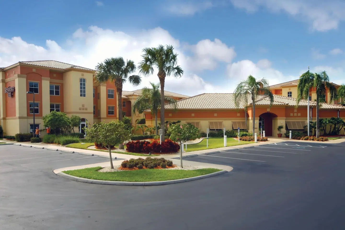 Residence Inn by Marriott Naples EXTERIOR