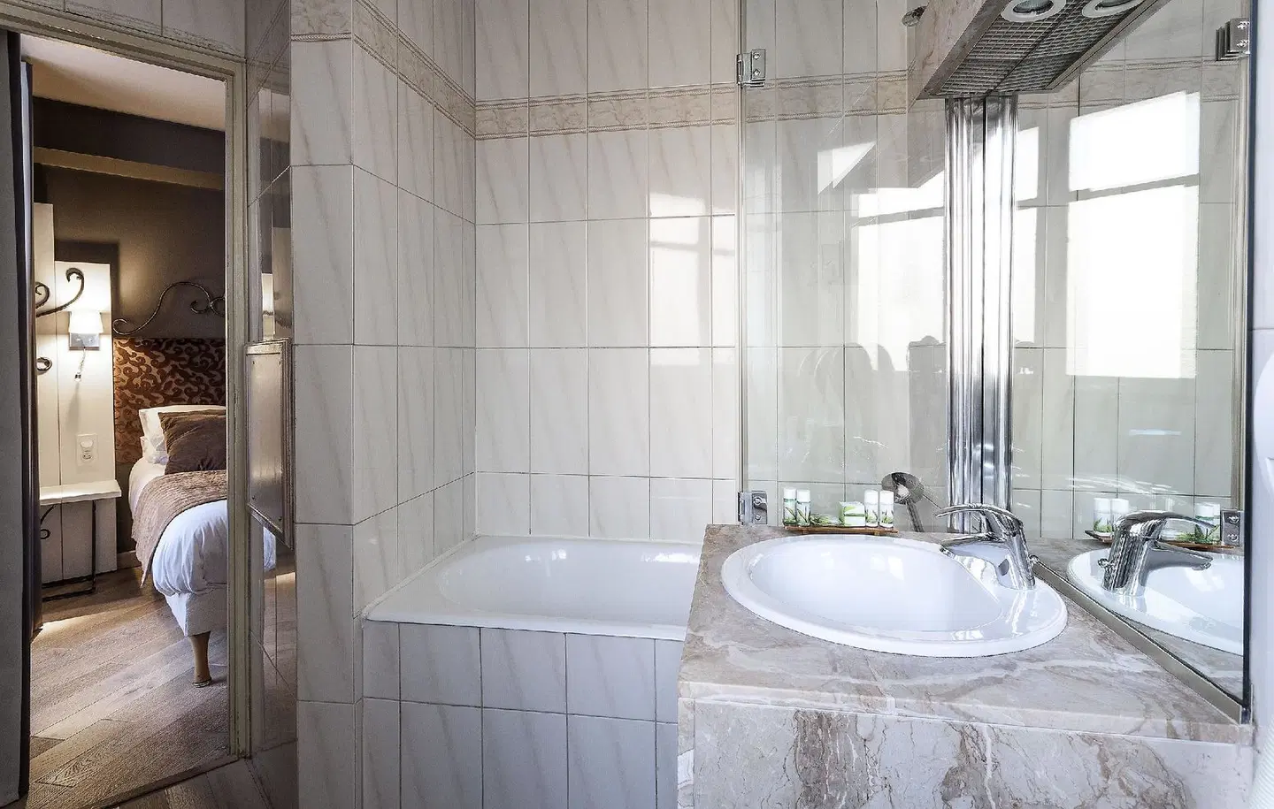 Hôtel de France Invalides BATHROOM