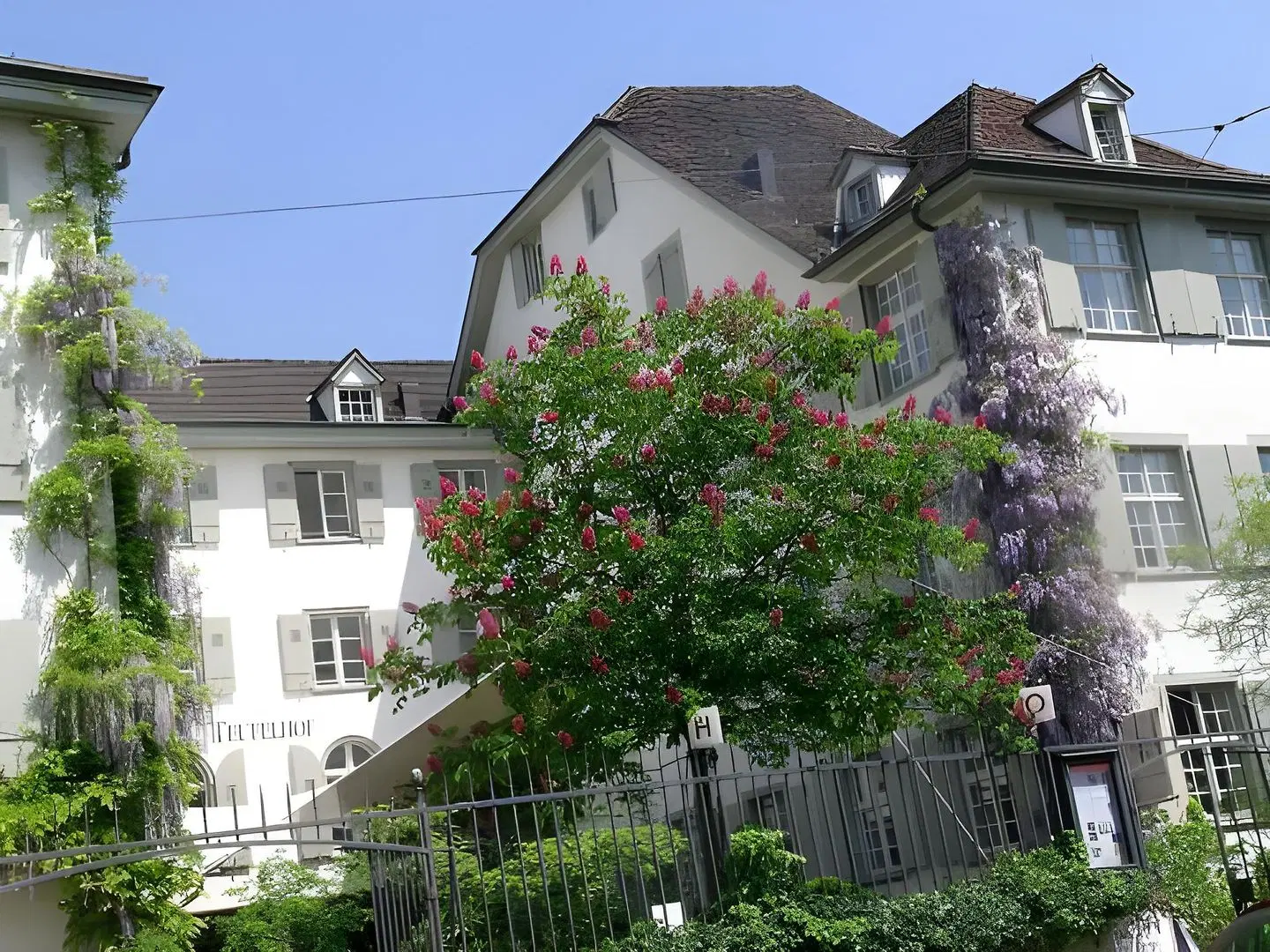 Der Teufelhof Basel EXTERIOR