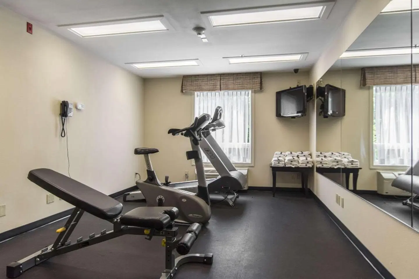 QUALITY INN DIEPPE SPORTS_AND_LEISURE