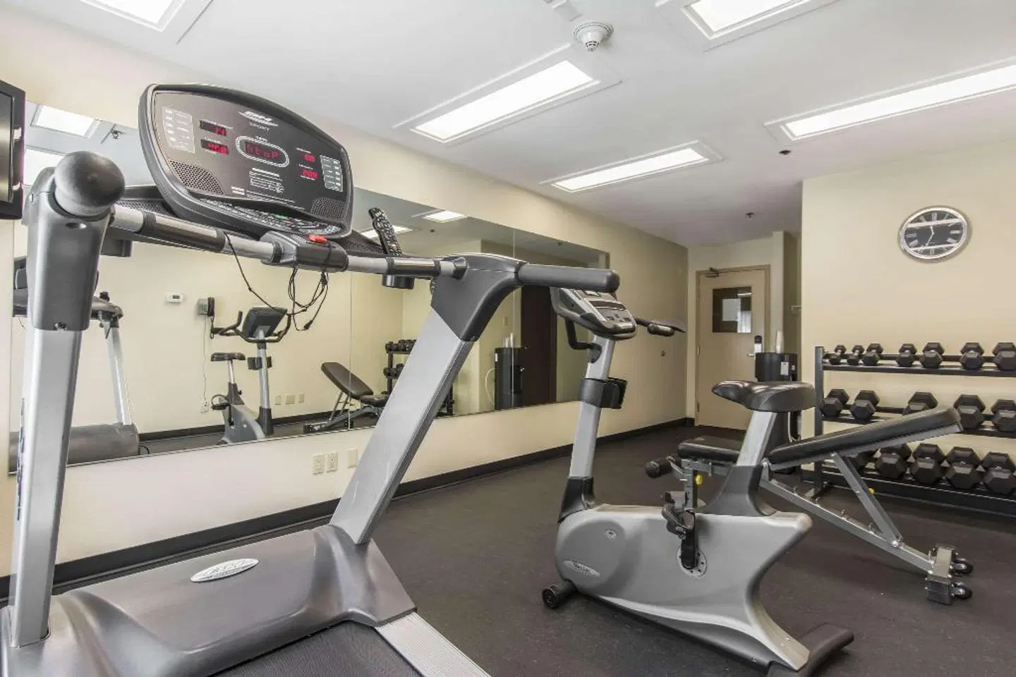 QUALITY INN DIEPPE SPORTS_AND_LEISURE