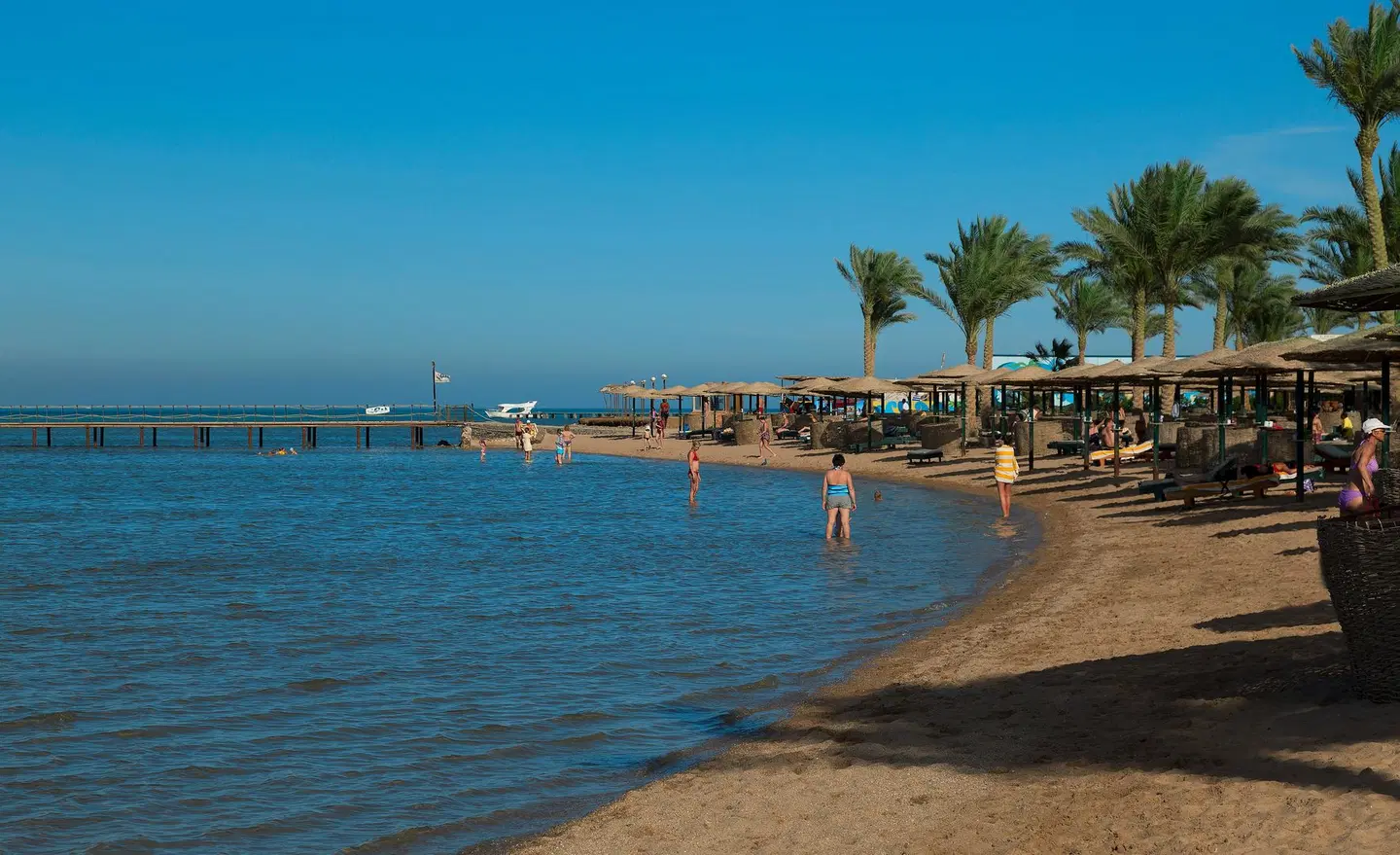 Golden Beach Resort BEACH