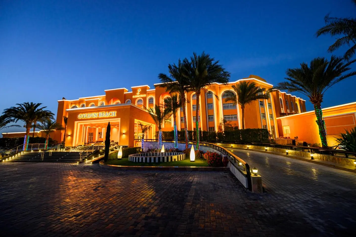 Golden Beach Resort EXTERIOR