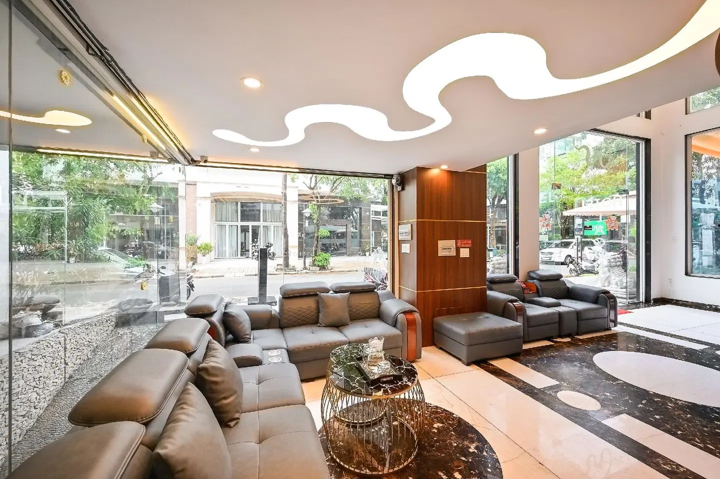 Laguna Hotel LOUNGE_LOBBY