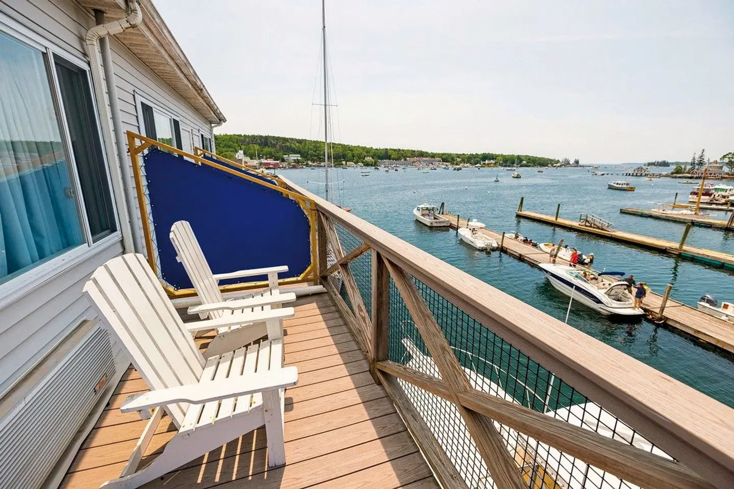 Fisherman's Wharf Inn TERRACE