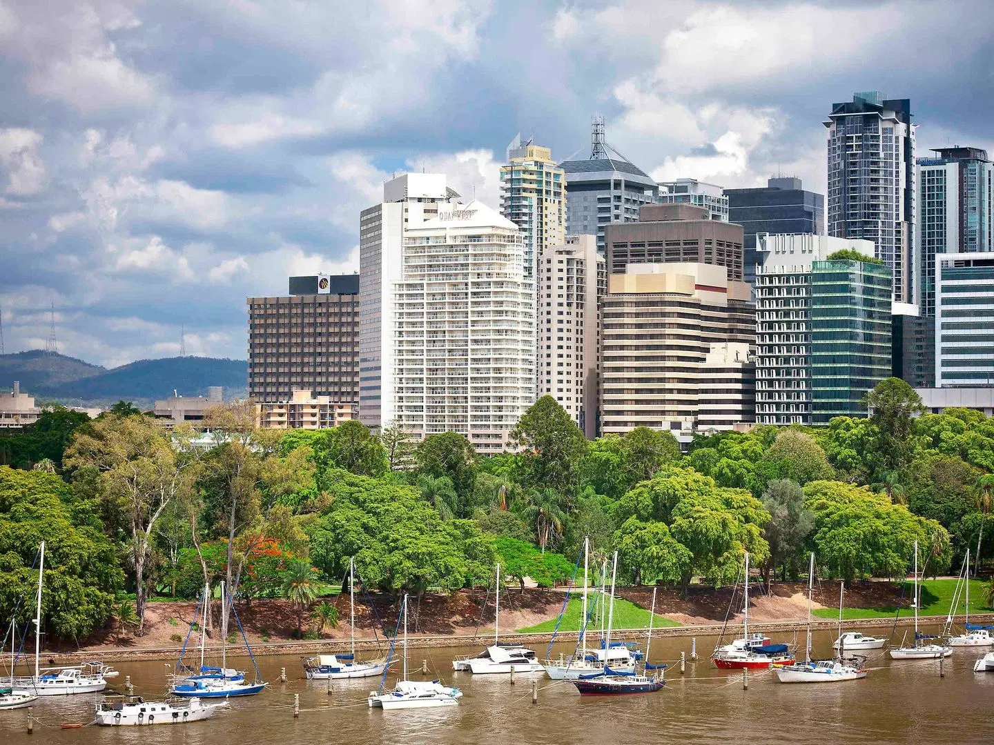 Mantra Midtown EXTERIOR